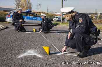 Polizei in Velbert ermittelt nach Unfallflucht - Super Tipp