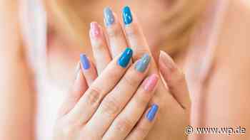 Bauchfrei, lange Nägel - Schüler werden nach Hause geschickt - WP News