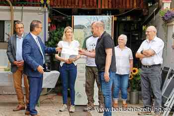 Landwirtschaftsminister Peter Hauk besucht Biobetrieb im Landkreis Emmendingen - Endingen - Badische Zeitung