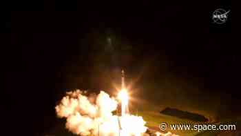 NASA's tiny CAPSTONE cubesat launches on pioneering moon mission
