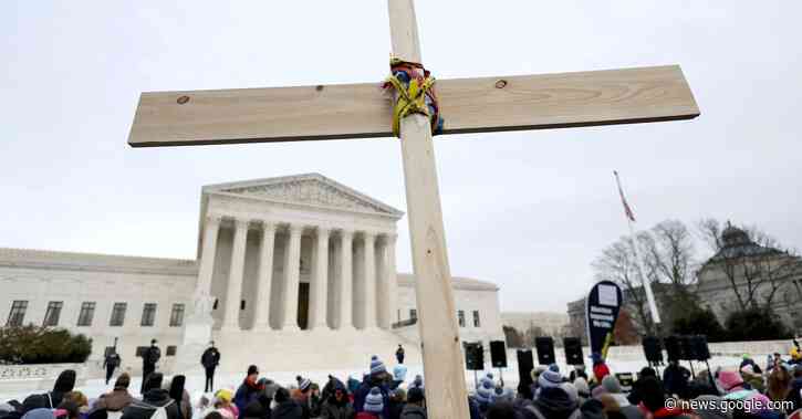 U.S. Supreme Court takes aim at separation of church and state - Reuters.com