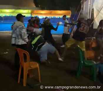 Vídeo mostra briga generalizada durante festa junina - Campo Grande News