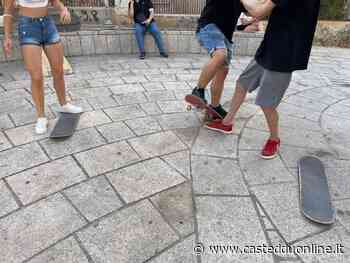 Cagliari, pallone e skate in piazza alla Marina contro la malamovida: educatori di strada fermati dai carabinieri - Casteddu Online