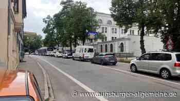 Am Stadtbad staut es sich aus Richtung MAN noch mehrere Tage