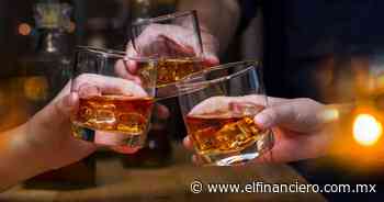¡Sorpresaaa! Celebran cumpleaños en cantina de Monterrey y les cobran 13 mil pesos por un ‘shot’ - El Financiero