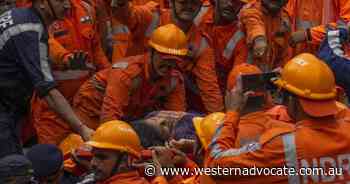 India building collapse kills at least 19 - Western Advocate