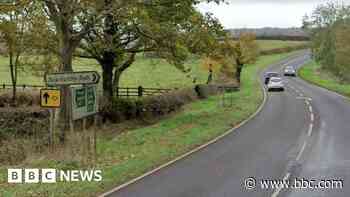 Brampton Ash: Two people in their 80s die in A427 crash - BBC