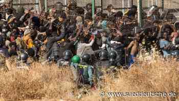 Medien: Spanien ermittelt wegen Tod von Migranten in Melilla - Süddeutsche Zeitung - SZ.de