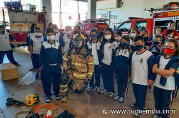 Bombeiros de Ituiutaba recebem visita de alunos da rede municipal de ensino - Tudo Em Dia