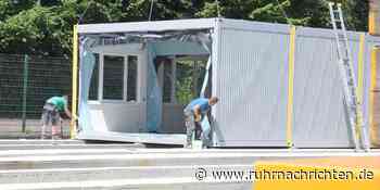 Fleitmann-Schule: Neben der Turnhalle entsteht großer Container-Bau | Schwerte - Ruhr Nachrichten