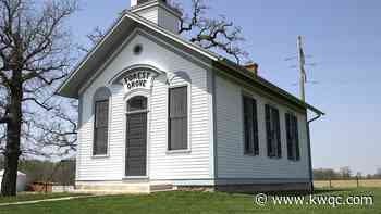 Forest Grove School Preservation project earns prestigious Iowa Historical Society award - KWQC