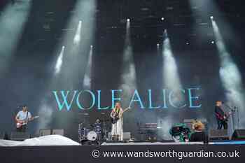Wolf Alice 'emotional' after nearly missing Glastonbury set over travel issues - Wandsworth Guardian