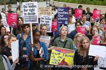 Protests in UK after overturning of Roe v Wade abortion rights - Wandsworth Guardian