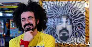 Caparezza: «Ho l'acufene, ancora pochi concerti poi mi fermo (per ora)» - Corriere della Sera