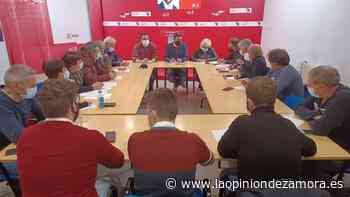 Los socialistas de Zamora conmemoran el Día del Orgullo LGTBI - La Opinión de Zamora