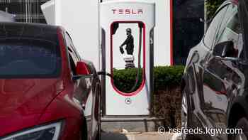 Tesla plans super-sized charging station in small Oregon town