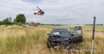 Bad Rodach: Vorfahrt missachtet - Autos krachen frontal zusammen; Rettungshubschrauber im Einsatz