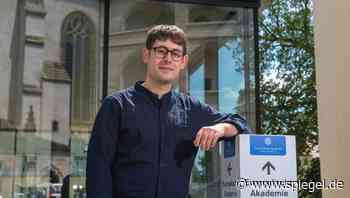 Der Augenzeuge: »Wir müssen verstehen, dass die Schmähplastiken nicht nur Steine sind.« - DER SPIEGEL