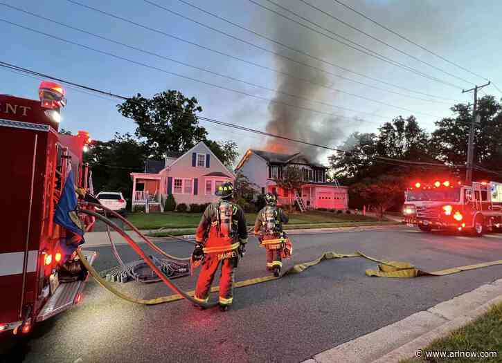 Firefighters battle early morning house fire in Barcroft