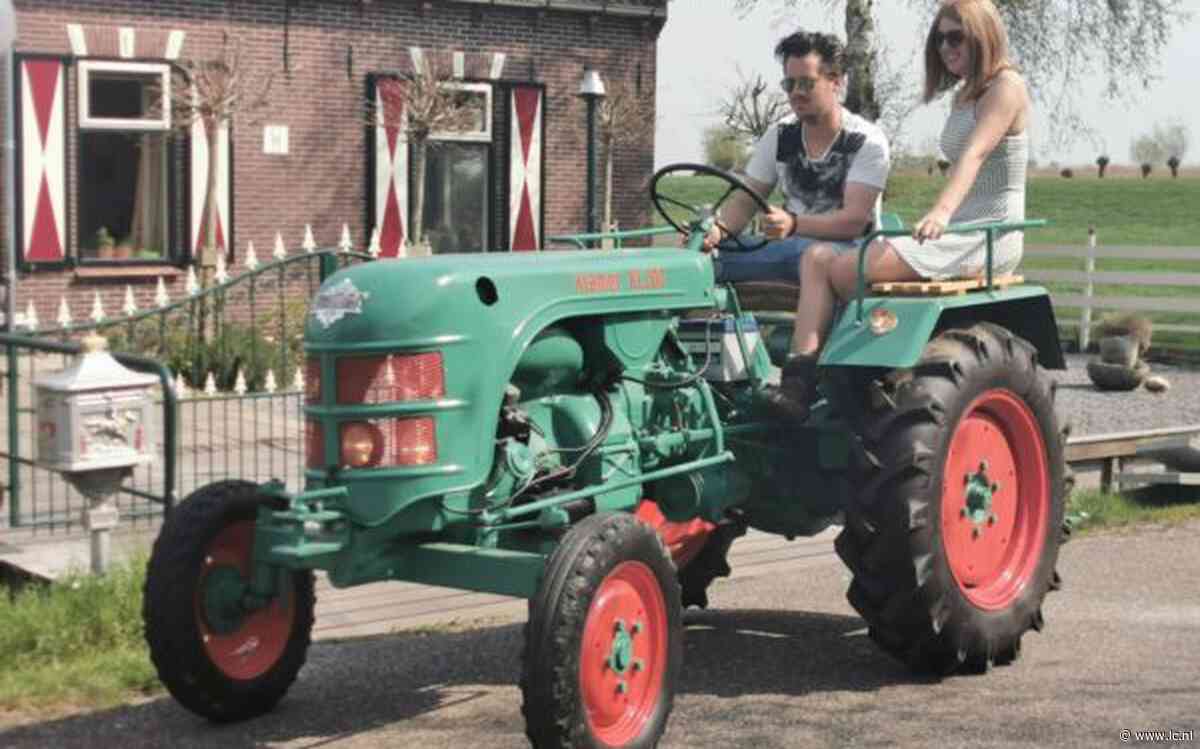 Oude tractoren bewonderen bij oldtimerevenement in Oude Bildtzijl - Leeuwarder Courant