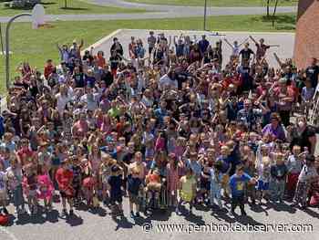 Area schools celebrate the end of the school year - Pembroke Observer and News
