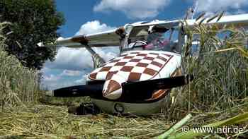 Bad Essen: Sportflugzeug landet in Getreidefeld - NDR.de