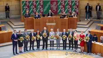 Wüst präsentiert paritätisch besetztes Kabinett