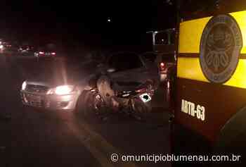Jovem motociclista fica ferido após acidente com carro na Ivo Silveira, em Gaspar - O Município Blumenau