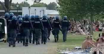 Dopo la maxi rissa sul lago di Garda alcol vietato sulle spiagge fino a settembre - Trentino