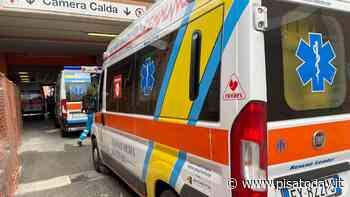 Ambulanze in coda al Pronto soccorso: "Mancano barelle e posti letto" - PisaToday