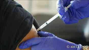 U.S. buys 105 million COVID vaccine doses for fall campaign