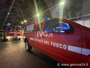 Furgone in fiamme in una galleria dell’A10: tratto chiuso Albenga-Andora, 6 intossicati - Genova24.it