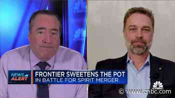 Frontier Airlines sweetens reverse breakup fee for Spirit Airlines merger to $250 million - CNBC