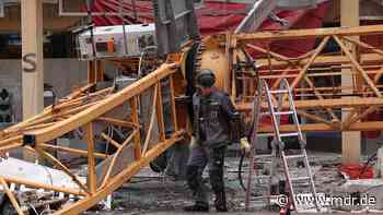 Umgekippter Kran in Dresden: Bergung begonnen - MDR