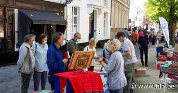 Weer Boekenmarkt langs Groenerei en Steenhouwersdijk | Brugge | hln.be - Het Laatste Nieuws