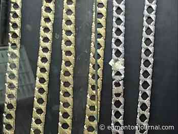 Chains stolen from Edmonton jeweller could be for sale online, police warn - Edmonton Journal