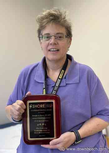 Shore Medical Center presents Leadership Profile Award - DOWNBEACH - Downbeach.com