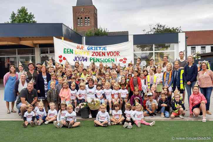 Dorp zwaait geliefde kleuterjuf Grietje uit