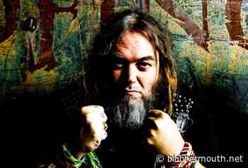 MAX CAVALERA Looks Back On The Launch Of SOULFLY: 'There Was A Lot Of Pressure To Be Good'