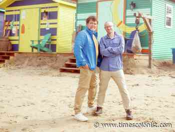 Sidney sculptor to compete in Race Against the Tide, a sand castle competition on CBC TV - Times Colonist