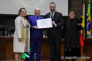 Empresário Mário Tonin recebe título de Cidadão Emérito de Farroupilha - Spaço FM