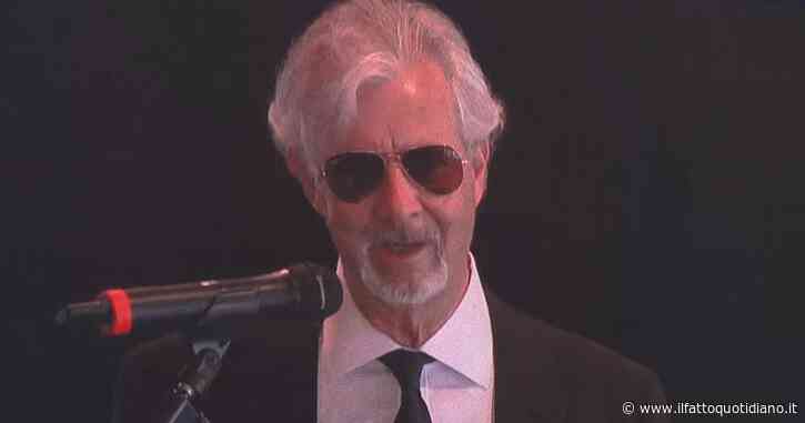 Funerali Del Vecchio, il figlio Claudio agli operai: “Si emozionava solo quando parlava di voi, fino all’ultimo ha pensato ai suoi dipendenti”