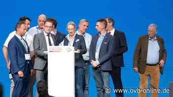 ++ AfD-Parteitag in Riesa: AfD ermöglicht Einzelspitze – und will neue Kernkraftwerke - ovb-online.de