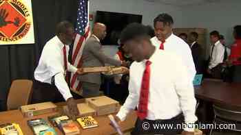 5000 Role Models Program Gives Future College Students Laptops, Inspiration