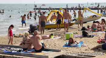 Steward sulle spiagge libere di Jesolo: informazioni, controlli e deterrente per i malintenzionati - ilgazzettino.it