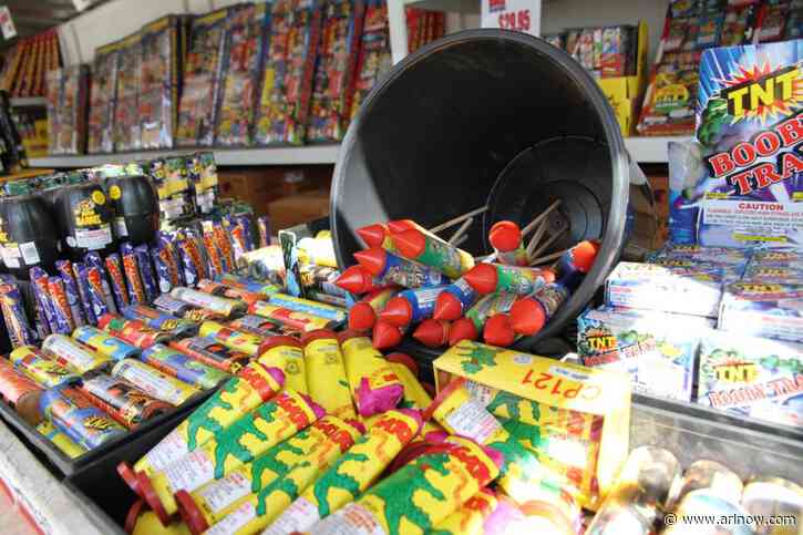 ACFD reminds Arlington how to safely handle Fourth of July fireworks