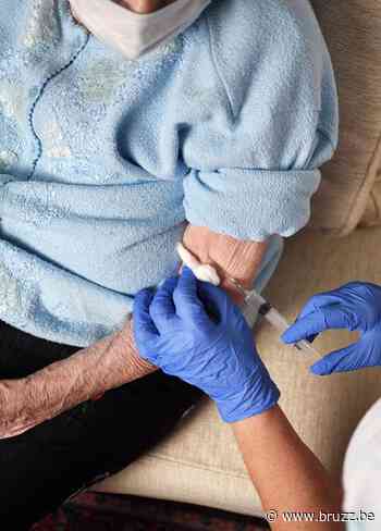 Brussel start maand na Vlaanderen vaccinatiecampagne ouderen: 'Op juiste moment pushen' - BRUZZ