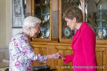 Sturgeon meets Queen a day after announcing indyref2 plans - St Helens Star