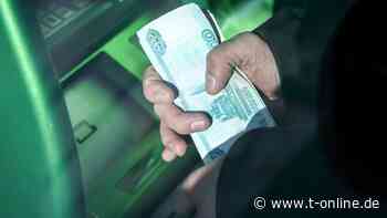 Trotz Sanktionen: Russlands Rubel ist stark – die Wirtschaft nicht - t-online - Finanzen