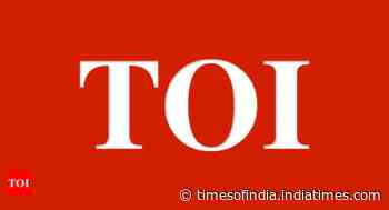 DREU protests to fill vacancies - Times of India